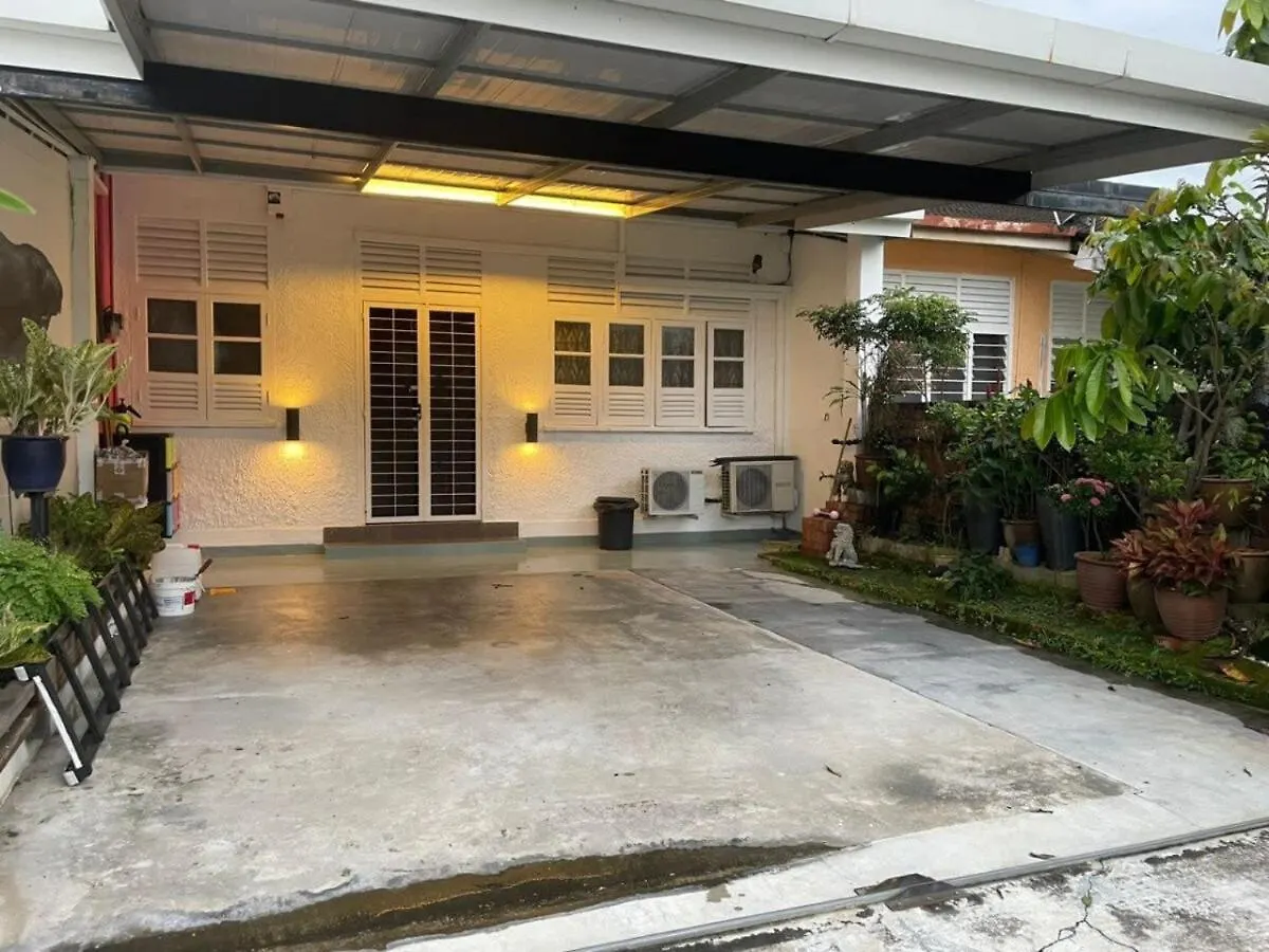 Holiday home Unique Design House, 2Br House - Near Ipoh Local Foodies
