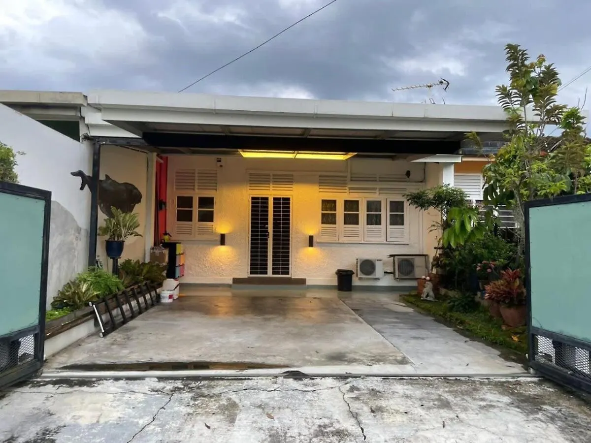 Unique Design House, 2Br House - Near Ipoh Local Foodies Holiday home